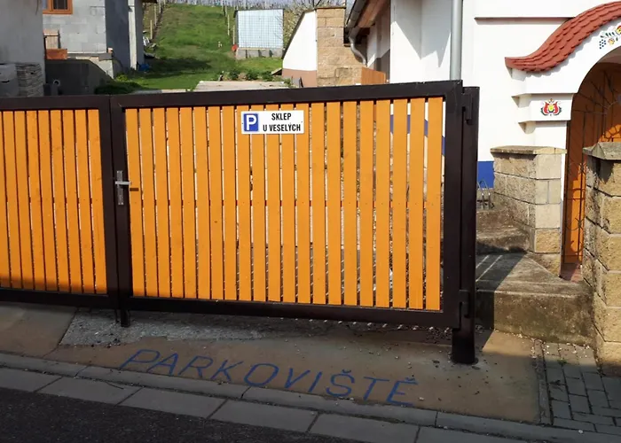 Sklep U Veselych Daire Mutěnice